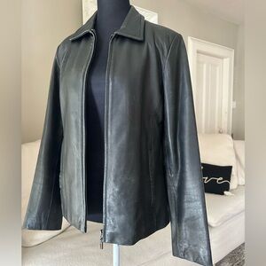 ADLER Womens 100% Lambskin Leather Biker Jacket Black Lined Pockets Size M